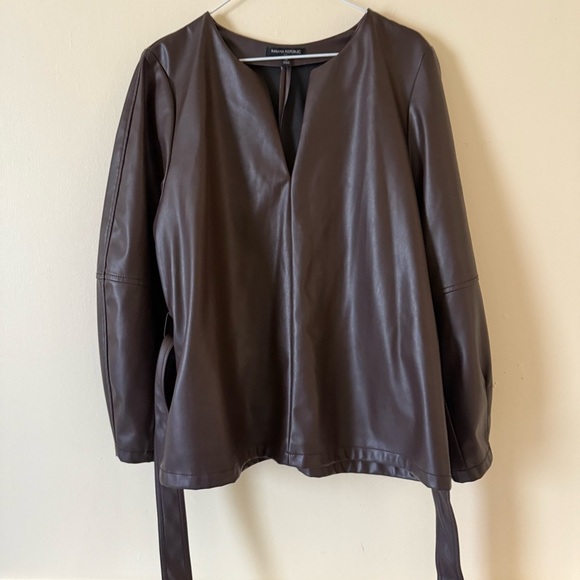 Banana Republic Factory Casala Brown Lightweight Vegan Leather Top Belted SZ XL - Picture 3 of 10